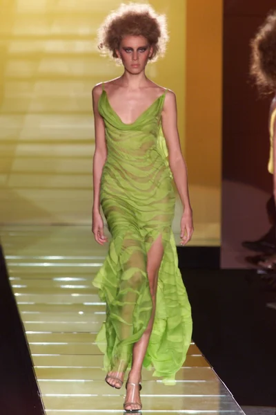 Look 29